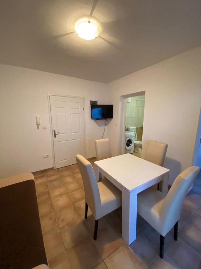 Apartments Dalmatia สเวติ เปตาร์ ภายนอก รูปภาพ