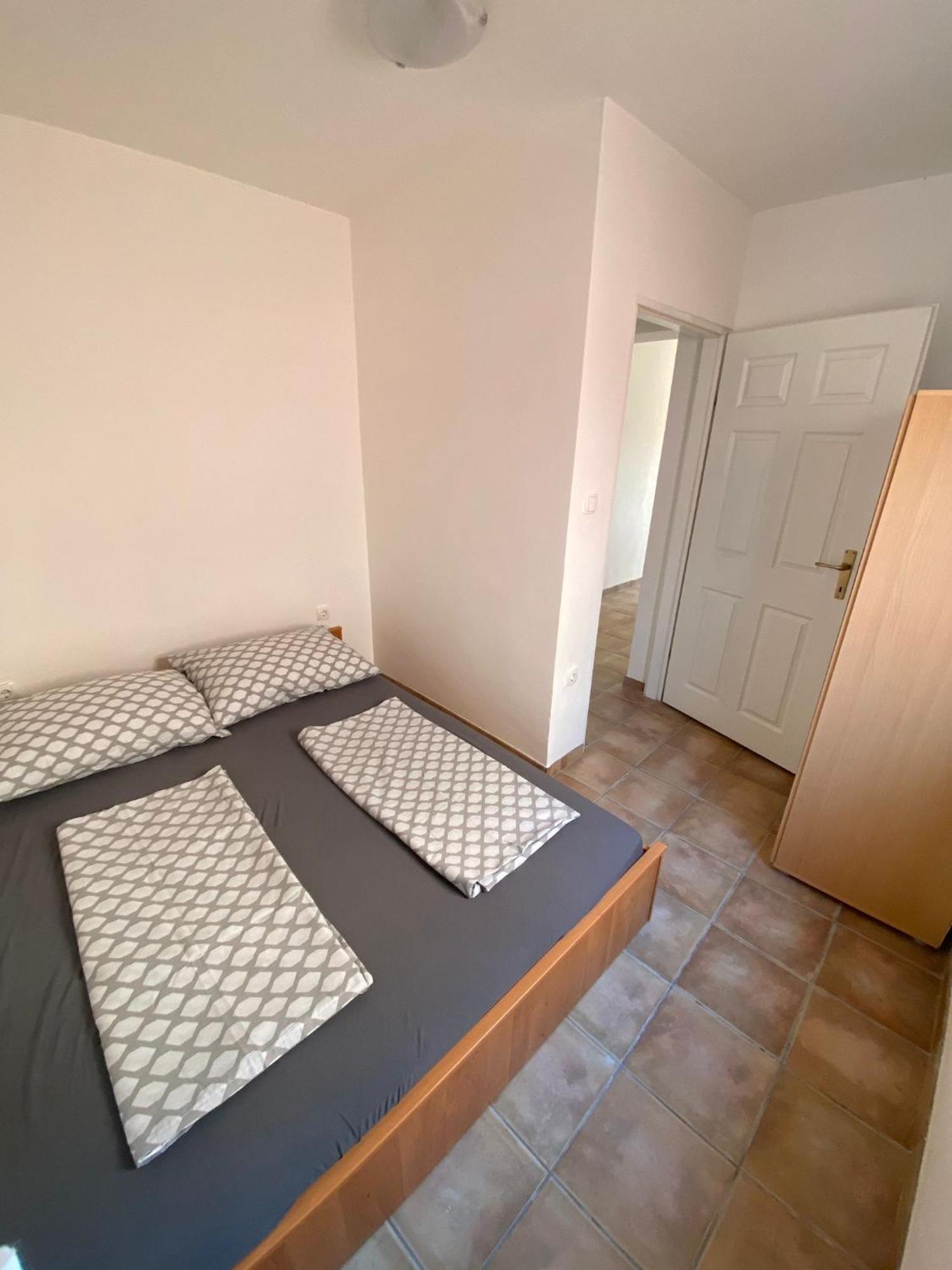 Apartments Dalmatia สเวติ เปตาร์ ห้อง รูปภาพ