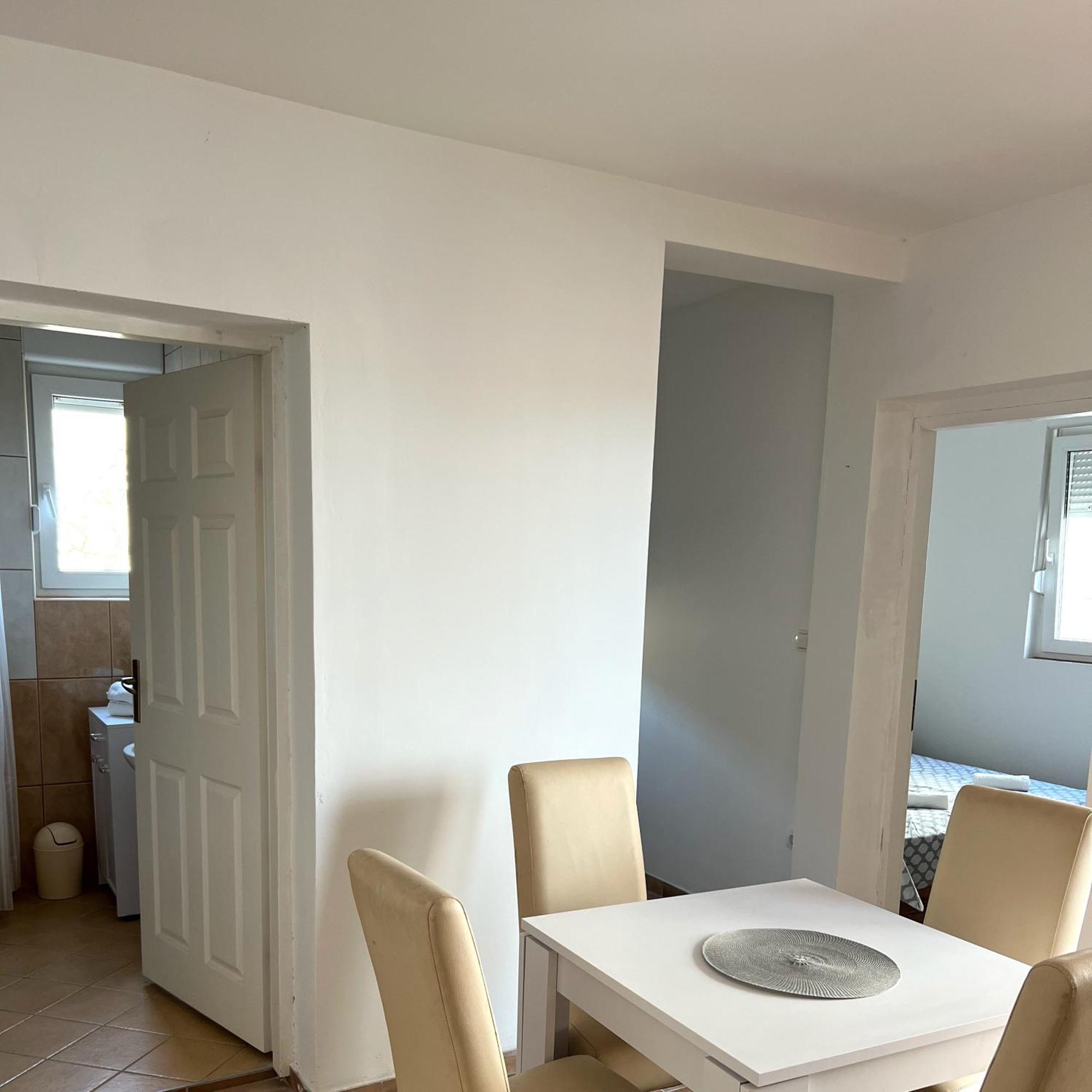 Apartments Dalmatia สเวติ เปตาร์ ห้อง รูปภาพ